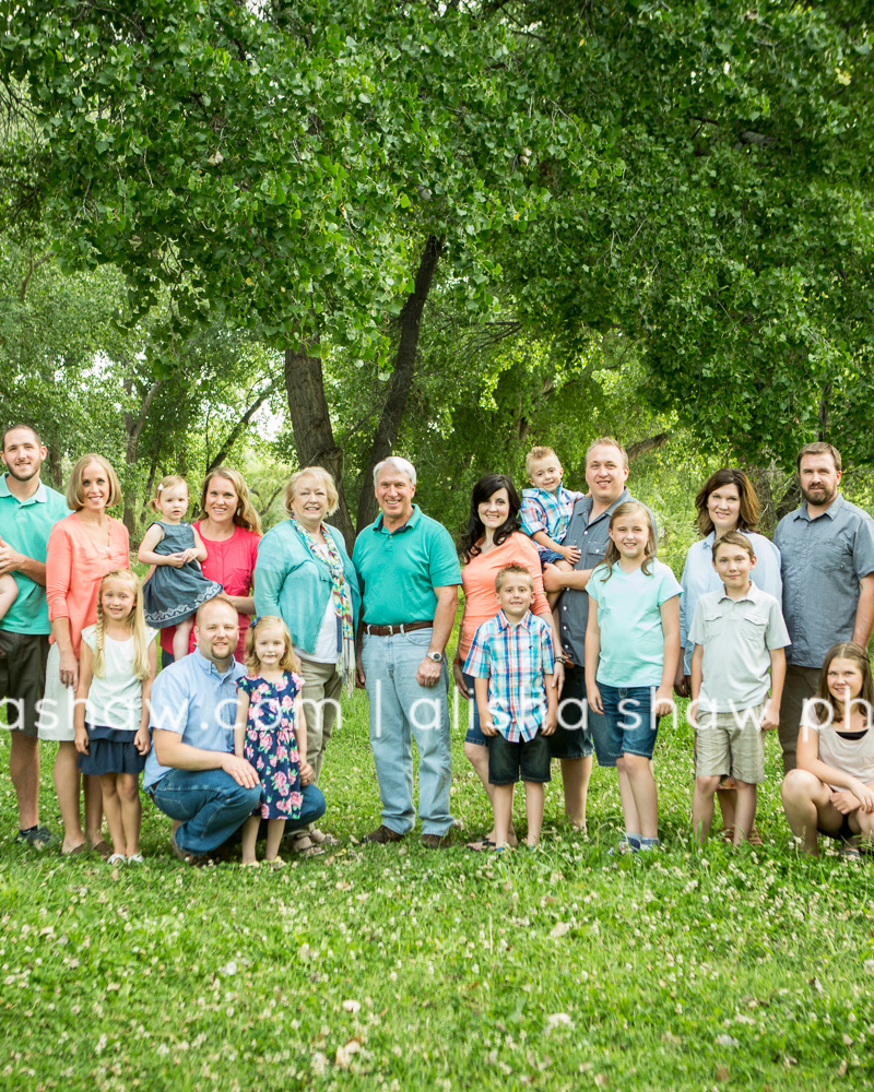 Fun Group in the Hot Hot Sun | St George Extended Family Photographer