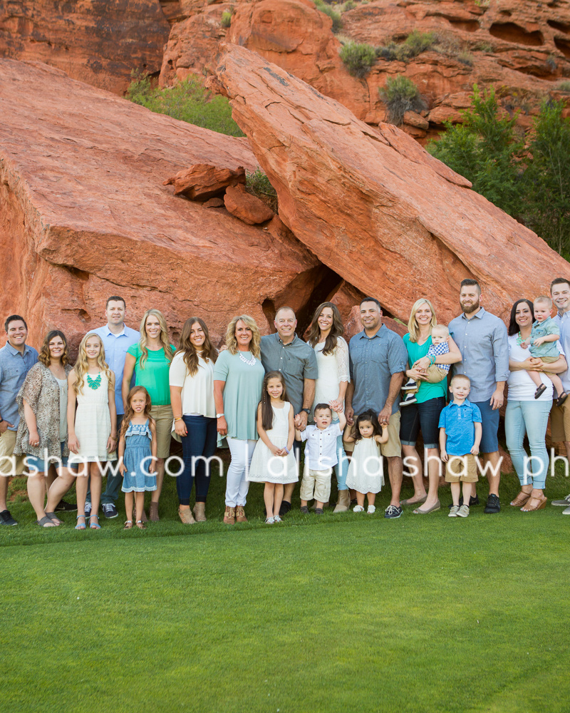 Loved Their Outfit Colors Against The Red Rocks | St George Utah Extended Family Photographer