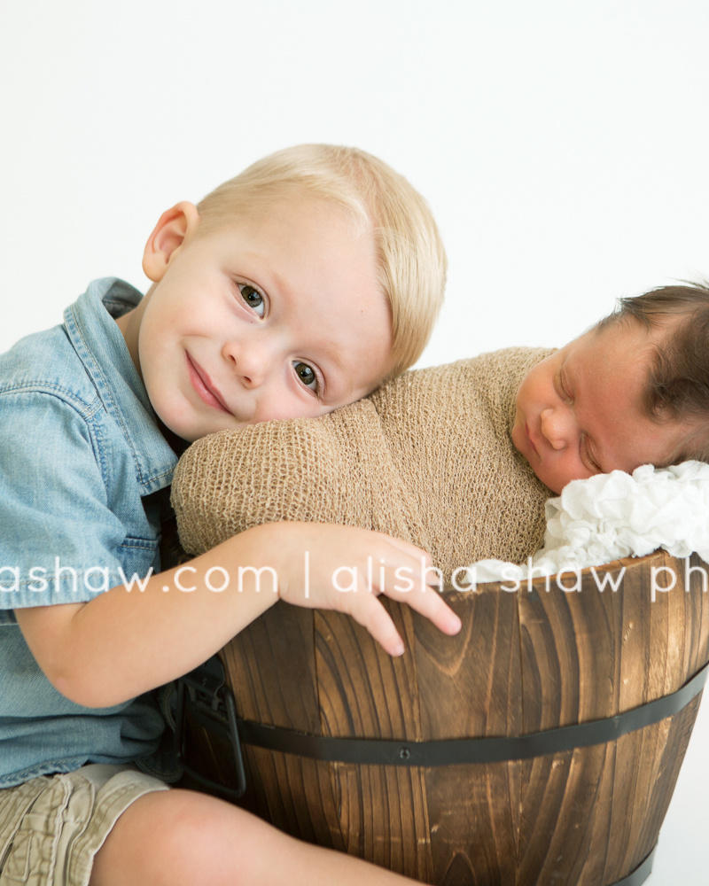 Brand New Brotherly Bonds | St George Utah Newborn Photographer