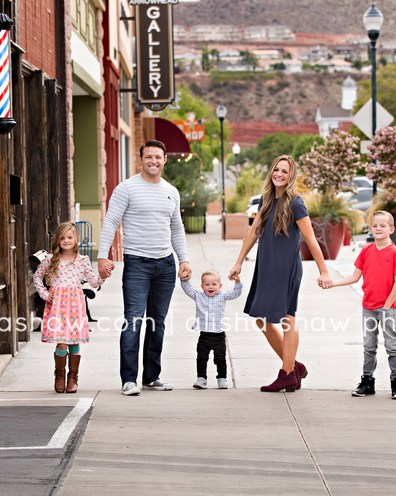 Soon To Be Family Of 6 | St George Utah Family Photographer