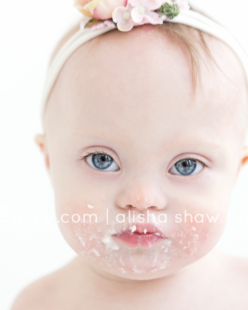 Lilly is 1 | St George Utah Child Photographer