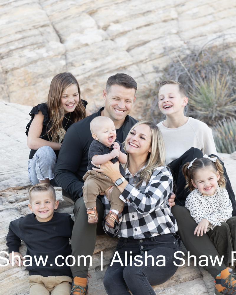 Black & White Makes Me Happy | St George Utah Family Photographer