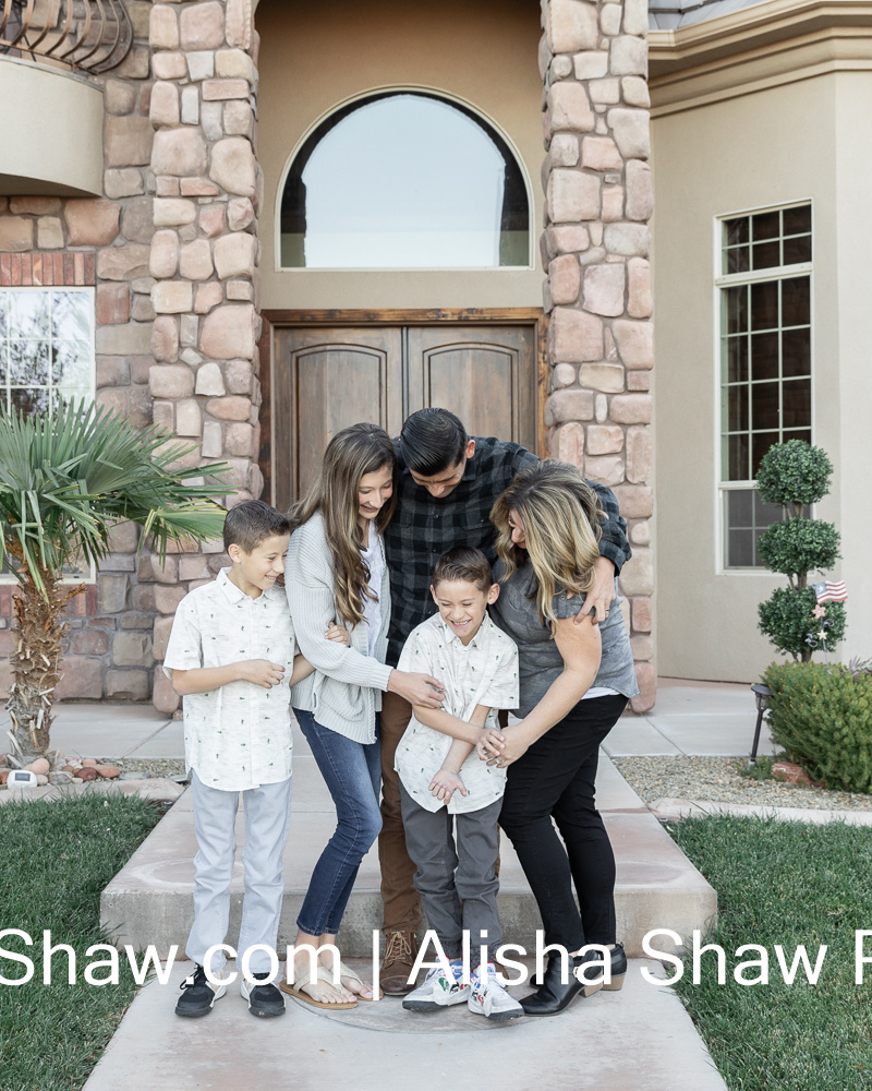 Front Porch Session | St George Utah Family Photographer