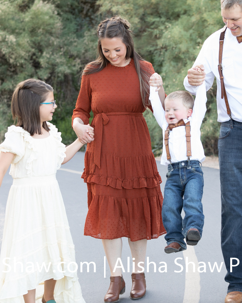 Surrounded By Girls | St George Family Photographer