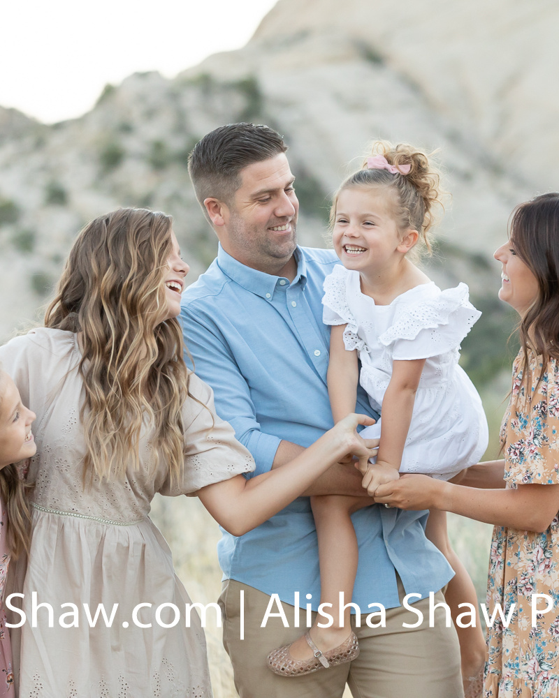Couldn’t Love Any Pics More | St George Utah Family Photographer