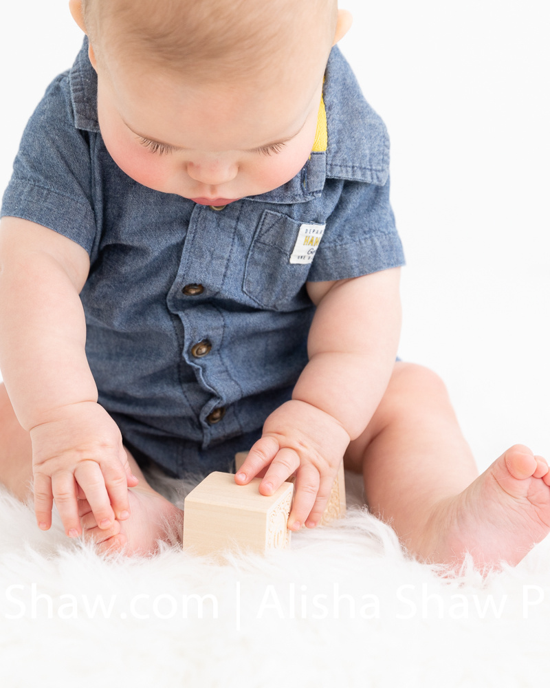 Sitting Pretty | St George Utah Child Photographer