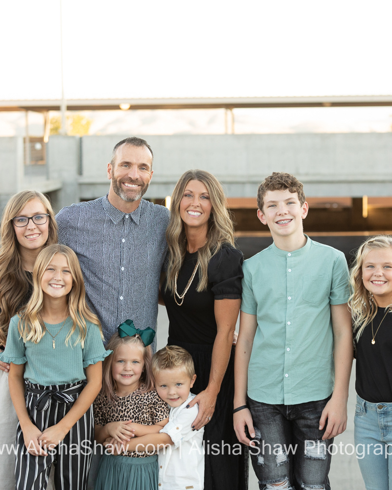 Urban Alley Chic Family | St George Utah Family Photographer
