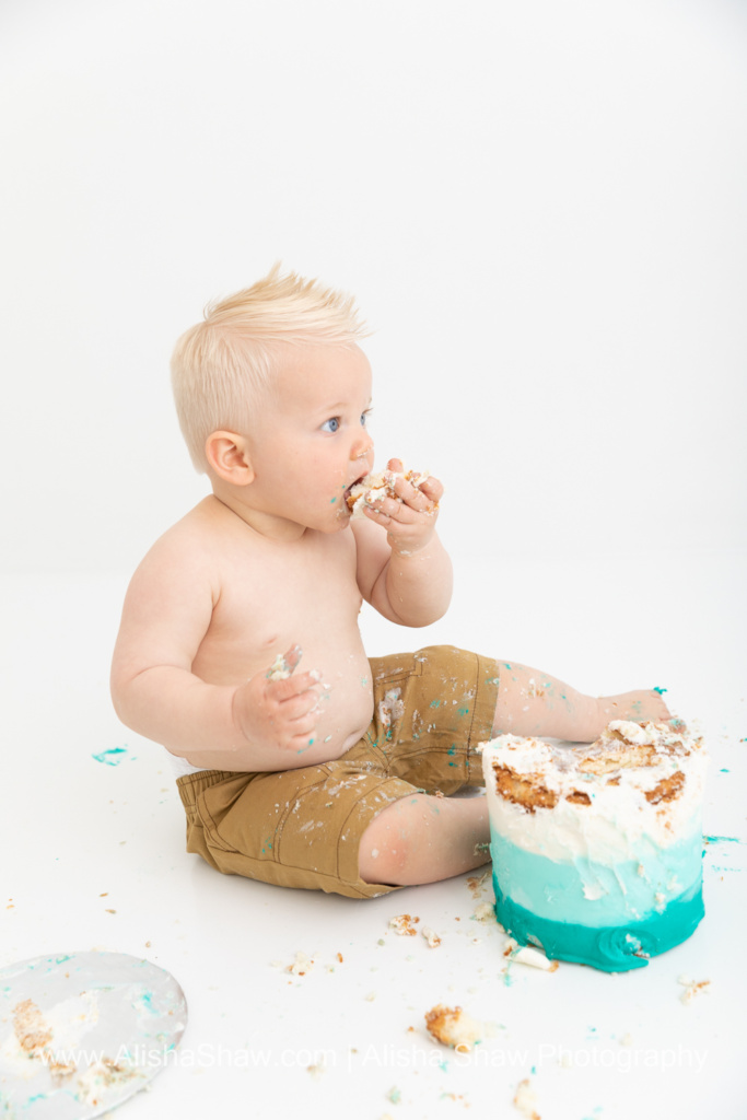 St George Utah Cake Smash Birthday Photographer