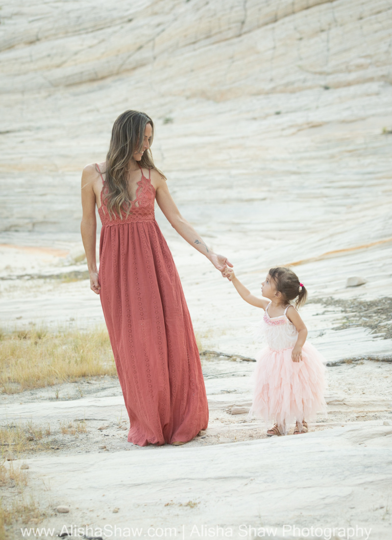 Just Want to Hold Your Hand | St George Utah Children’s Photographer